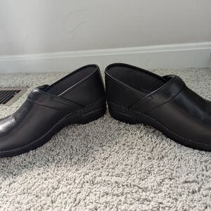 Dansko Clogs Brand New Black Size 10